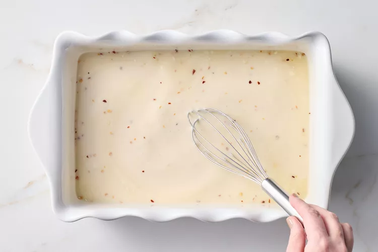 Poulet Alfredo crémeux en une seule poêle avec sauce onctueuse et touche de citron frais etape1