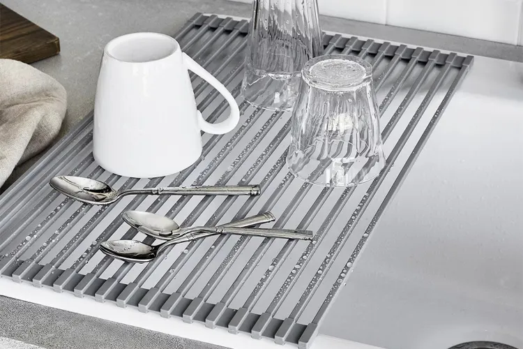 Égouttoirs enroulables en inox
