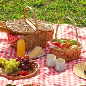 Pique-nique parfait : 12 idées simples pour un moment chic en été